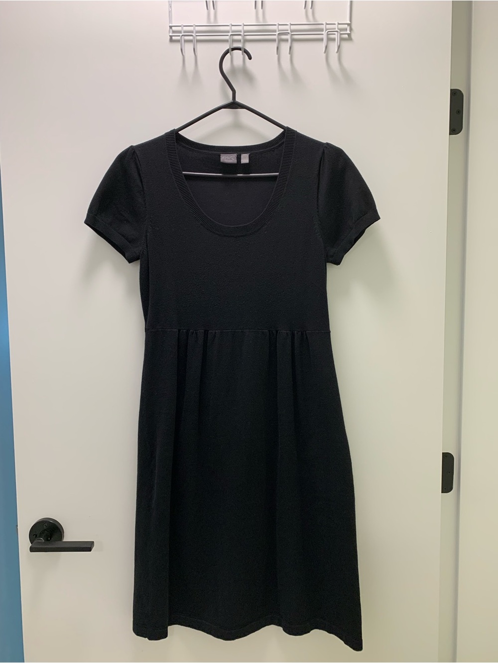 Esprit Black Short-Sleeve Scoop-Neck Dress